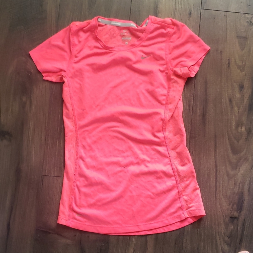 Girls Nike dry fit